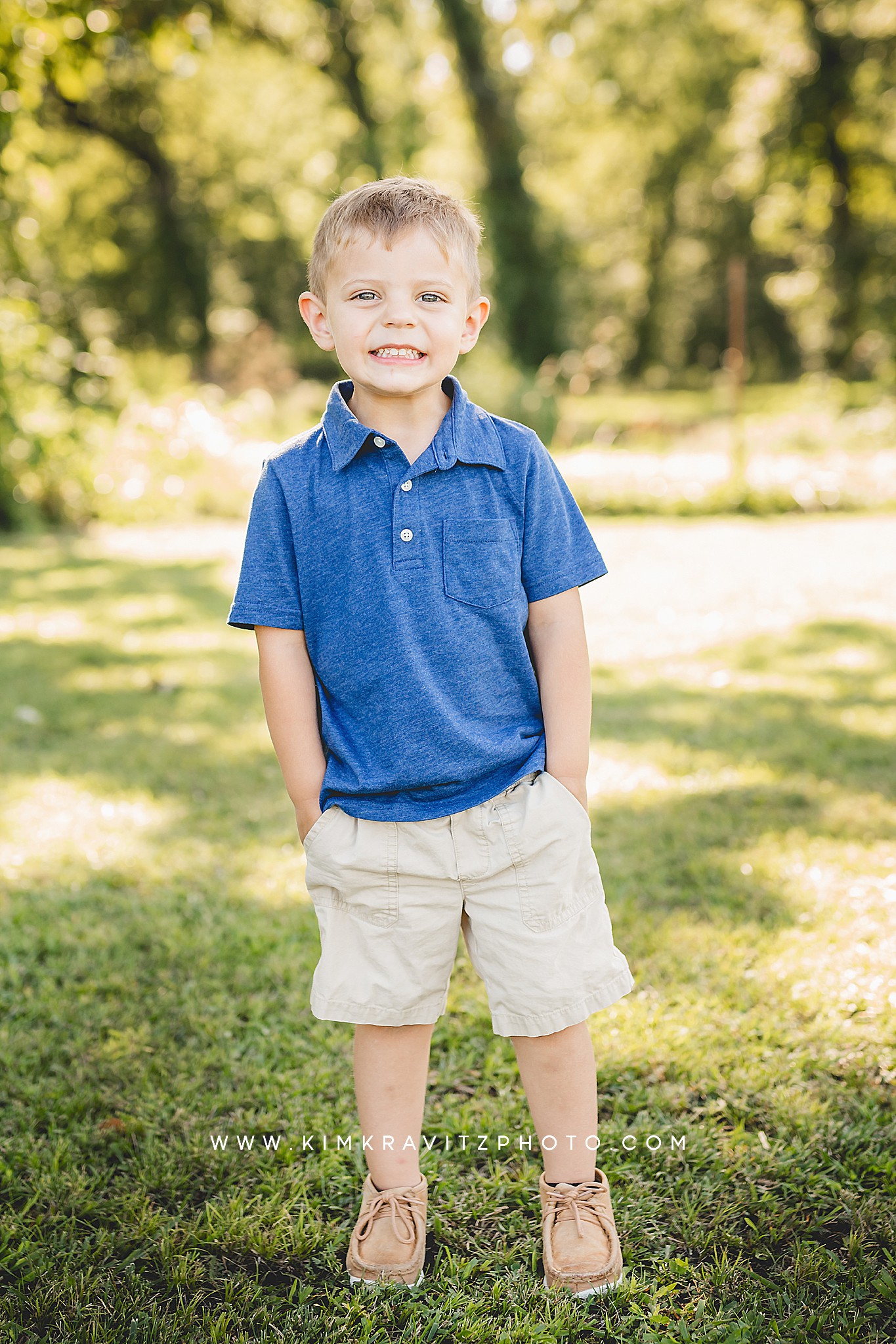 Natural light family portraits at the Crawford County Fairgrounds in Girard, Kansas.